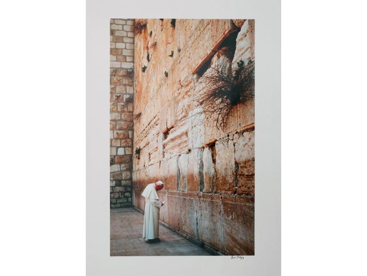 Four photographs by David Rubinger. Israel, [second half of 20th century]. 1. Yom Kippur War – Advancing to the Golan Heights