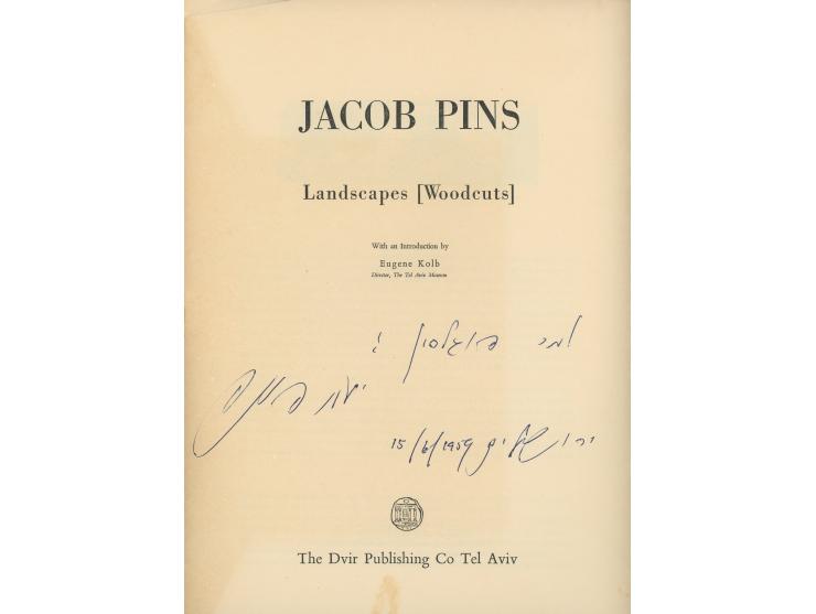 Landscapes woodcuts, יעקב פינס. הוצאת דביר, תל-אביב, 1955. אנגלית.
 פורטפוליו ובו שמונה חיתוכי עץ מאת יעקב פינס המתארים נופים