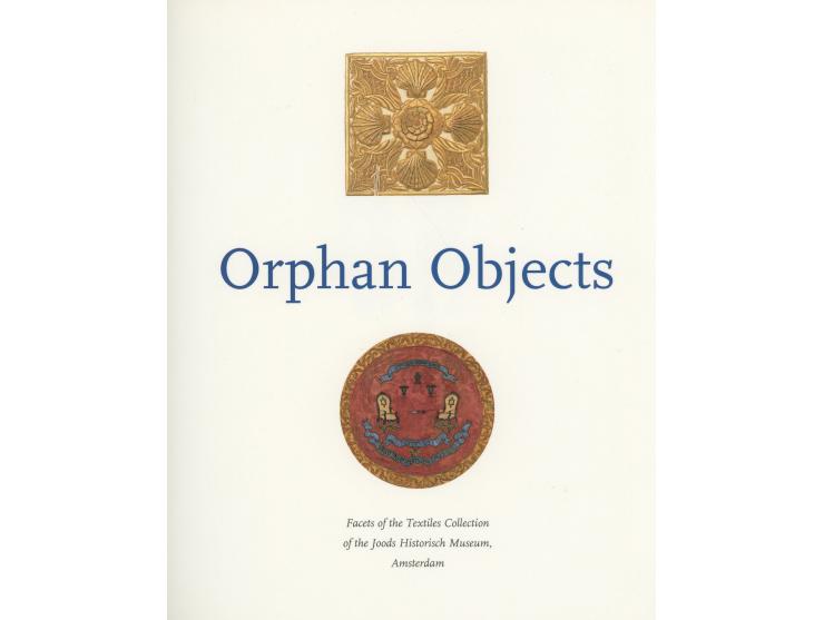 ששה ספרים אודות אומנים ואמנות יהודית:
 * Jewish Folk Art Over The Ages, מאת Eli and Elise Davis. הוצאת ראובן מס, ירושלים, 197
