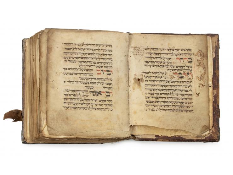 
 Parchment manuscript, Ashkenazic-rite siddur, for weekdays, Shabbat and festivals – prayers and piyyutim, with Passover Hag