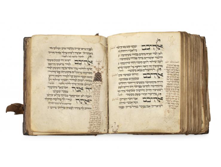 
 Parchment manuscript, Ashkenazic-rite siddur, for weekdays, Shabbat and festivals – prayers and piyyutim, with Passover Hag