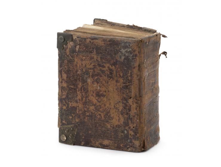 
 Parchment manuscript, Ashkenazic-rite siddur, for weekdays, Shabbat and festivals – prayers and piyyutim, with Passover Hag