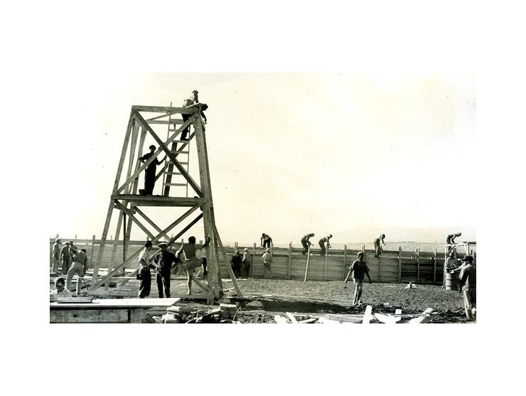 33 תצלומים המתעדים את הקמת הקיבוצים תל יצחק (יולי 1938) ונוה איתן (נובמבר 1938), במסגרת מבצע "חומה ומגדל".
 קיבוץ נ