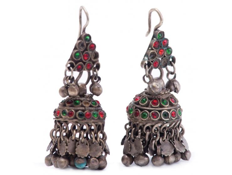 1. Necklace. [Morocco, early 20th century]. Necklace consisting of silver coins and at the end an amulet-case pendant (made o