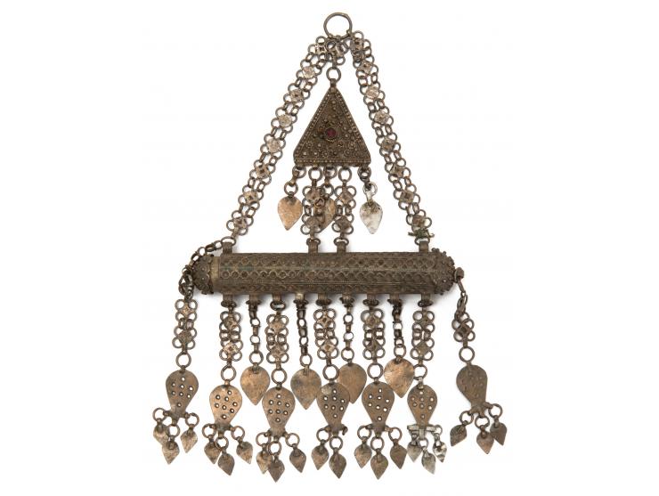 Bracelet and two necklaces. [Yemen, early 20th century].
 1. Silver bracelet. Diameter: 7 cm.
 2. Necklace. Cast silver and g